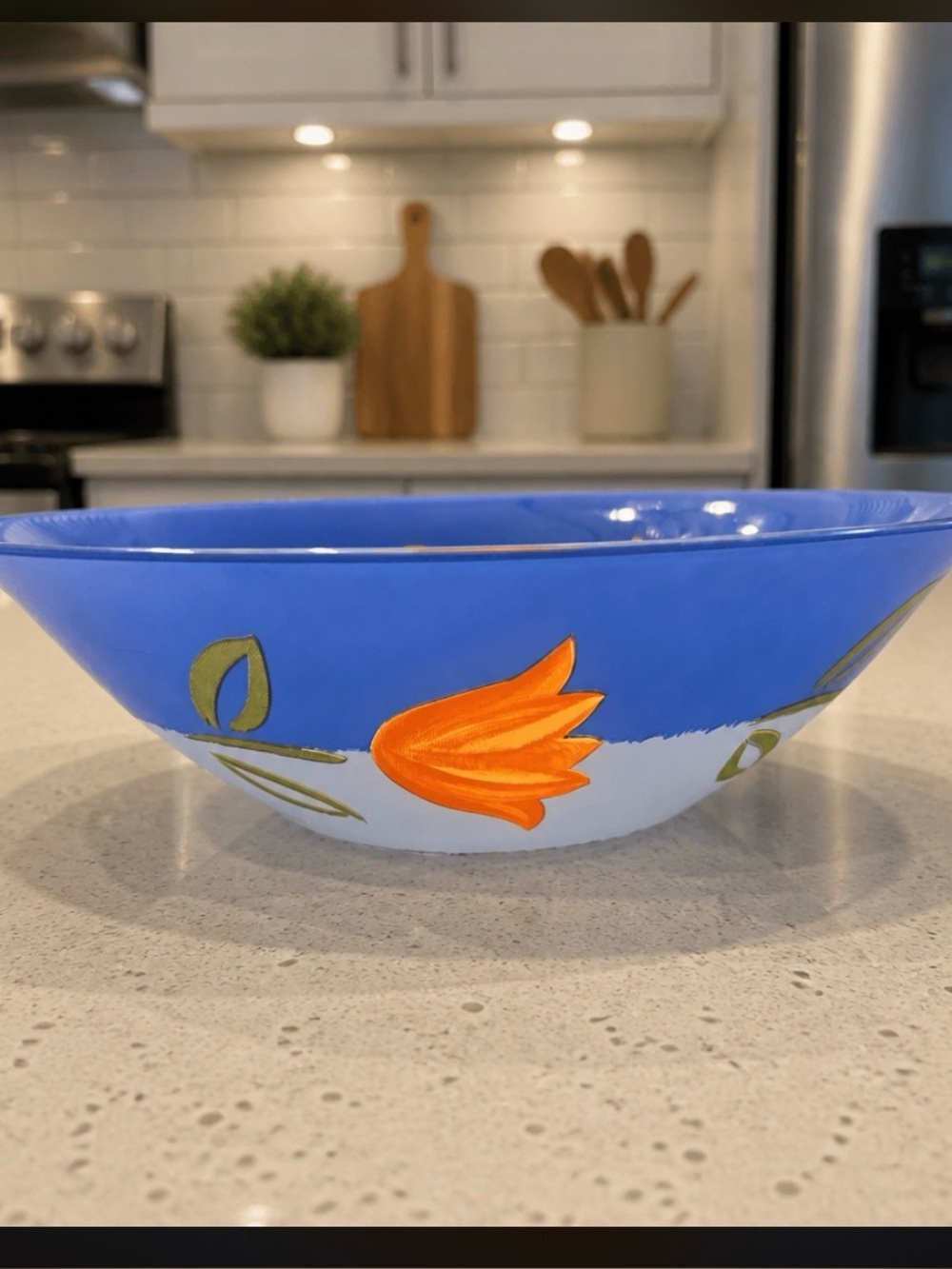 Atcoroc painted serving bowl